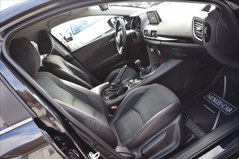 Mazda 3 2,0 SKYACTIV-G 88KW ALU NAVI - fotka 21 z 43