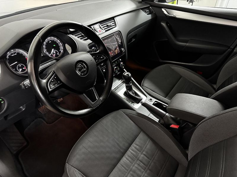 Škoda Octavia (2018) AMB 1.6 TDI - DSG - fotka 9 z 23