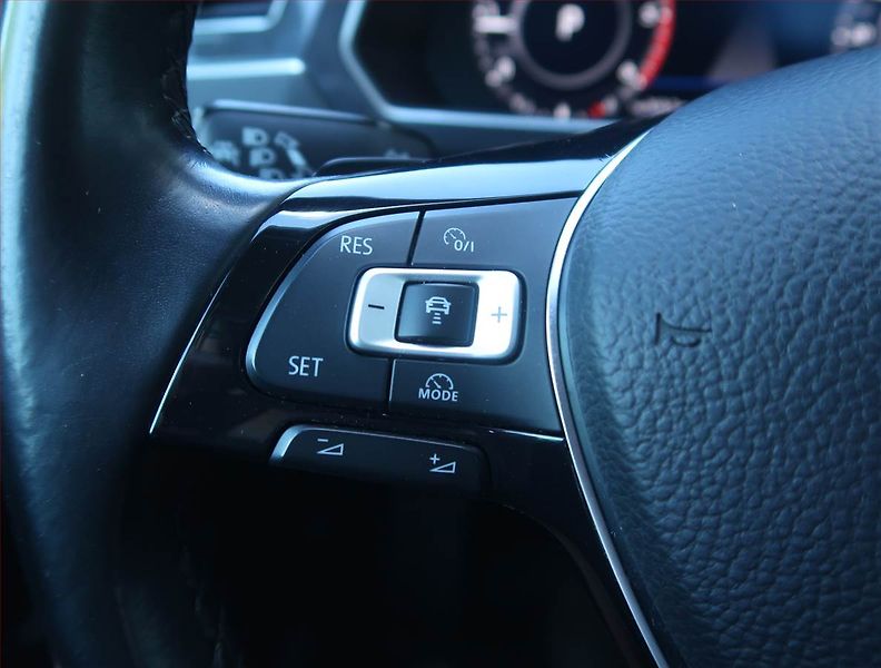 Volkswagen Tiguan (2018) 2.0 TDI - fotka 16 z 22