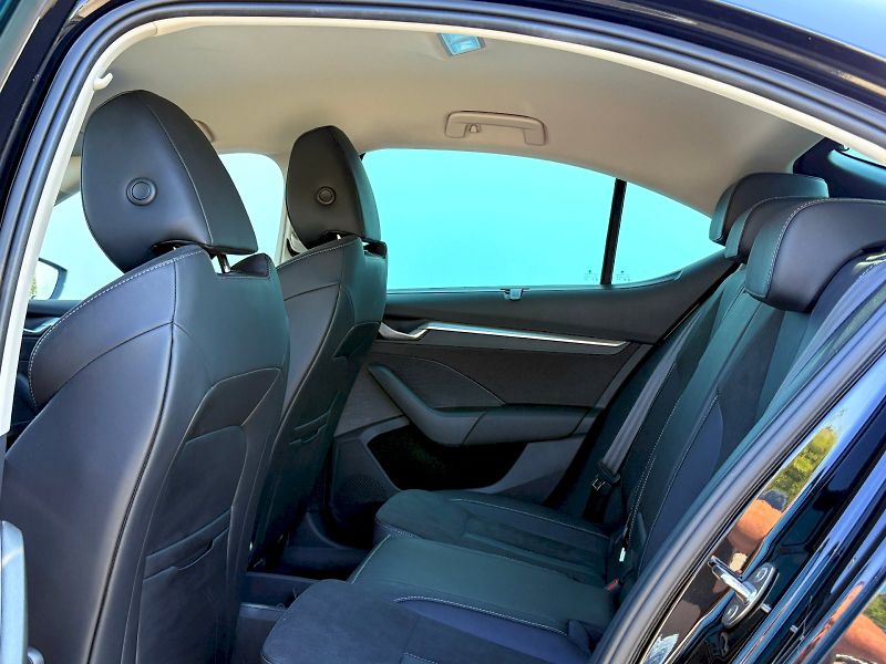 Škoda Octavia (2024) DSG 2.0  TDI / 110 kW / FIRST - fotka 8 z 28