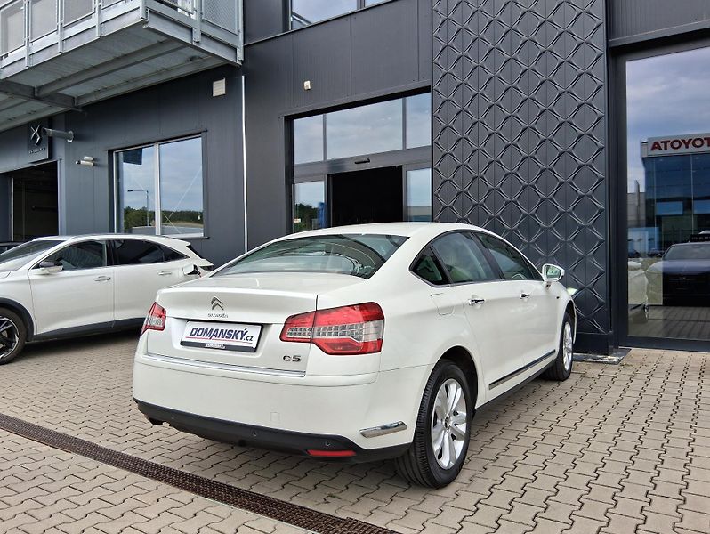 Citroën C5 EXCLUSIVE 2.0 HDi 120 kW - fotka 3 z 25