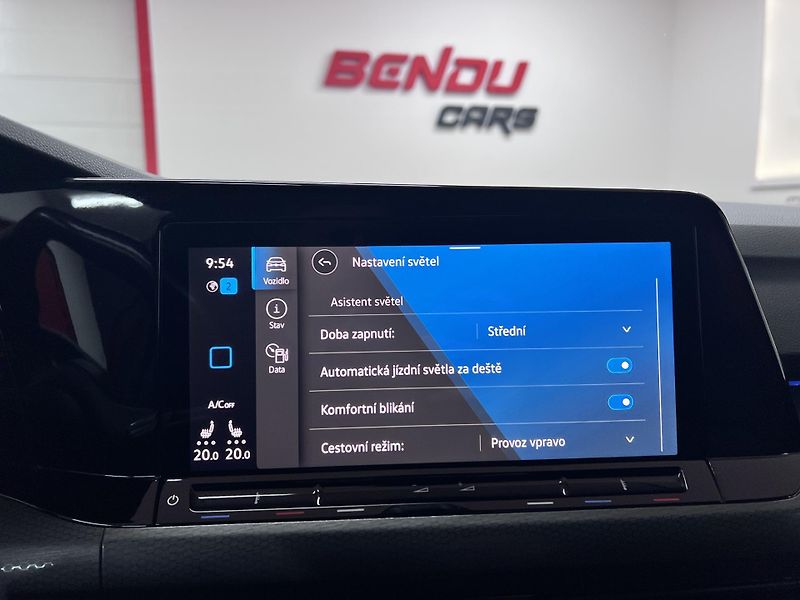 Volkswagen Golf GTI 180 kW Servis 68tkm - fotka 36 z 49
