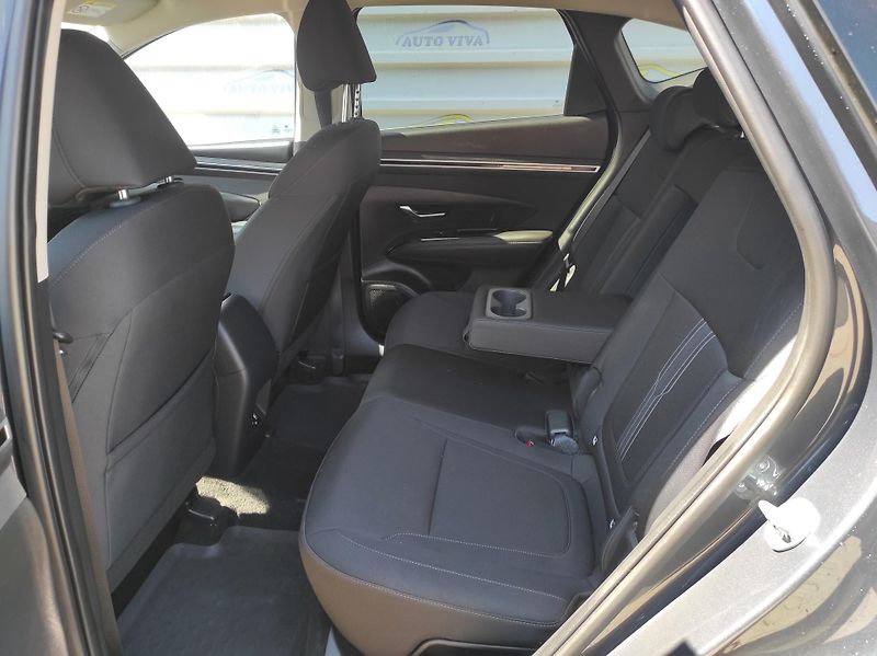 Hyundai Tucson 1,6T-GDi Hev,SMART, 4x4, AT - fotka 12 z 51