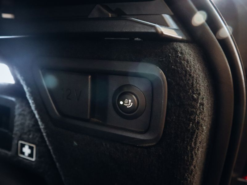 BMW X7 xDrive40i - fotka 11 z 32