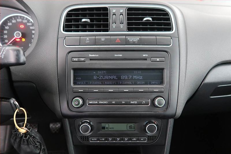 Volkswagen Polo (2010) 1.2 12V, LPG - fotka 12 z 18