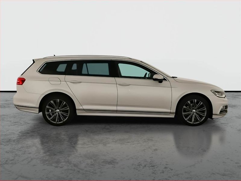 Volkswagen Passat (2019) R-Line 2.0 TDI, 4X4, Automat - fotka 6 z 16