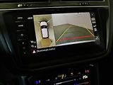 Volkswagen Tiguan Allspace R-LINE 180kW DCC H&K HUD PANO - náhled 30