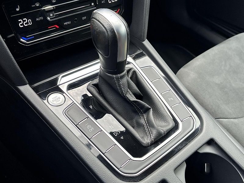 Volkswagen Arteon Shooting Brake (2022) 2.0 TSI DSG R-line - fotka 16 z 33