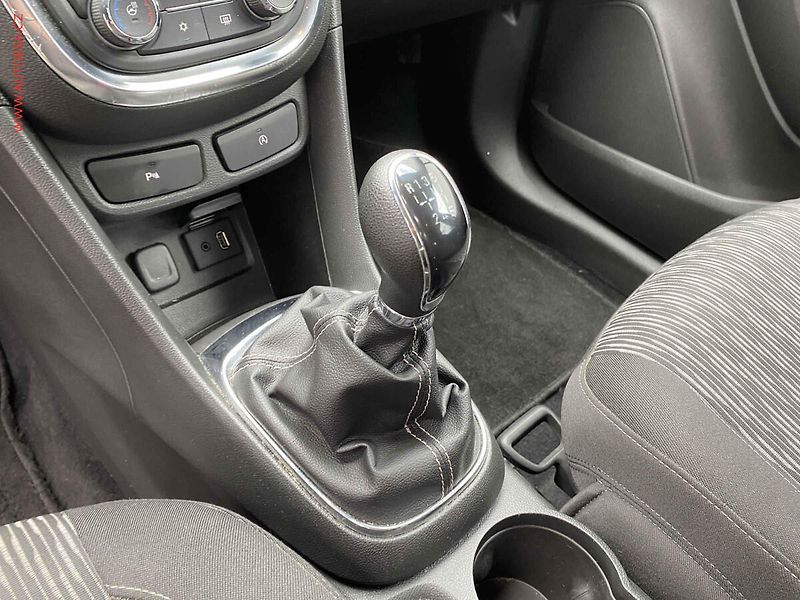 Opel Mokka (2015) 1.4 T, Edition, tempo - fotka 16 z 17