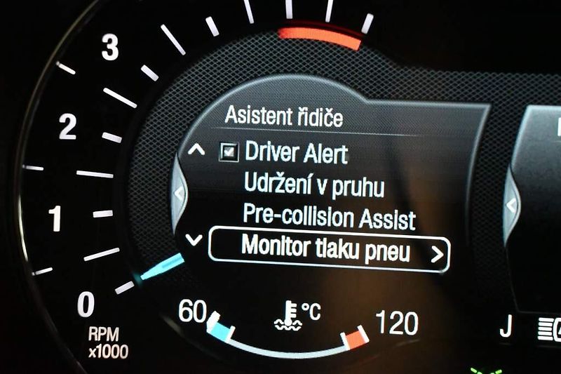 Ford Mondeo (2022) 2.0 VIGNALE 140 KW LED Tažné 8 - fotka 34 z 43