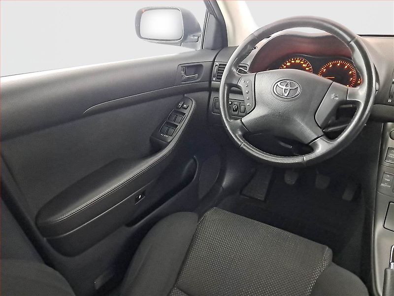 Toyota Avensis (2005) 1.8 VVT-i, nová STK - fotka 7 z 17