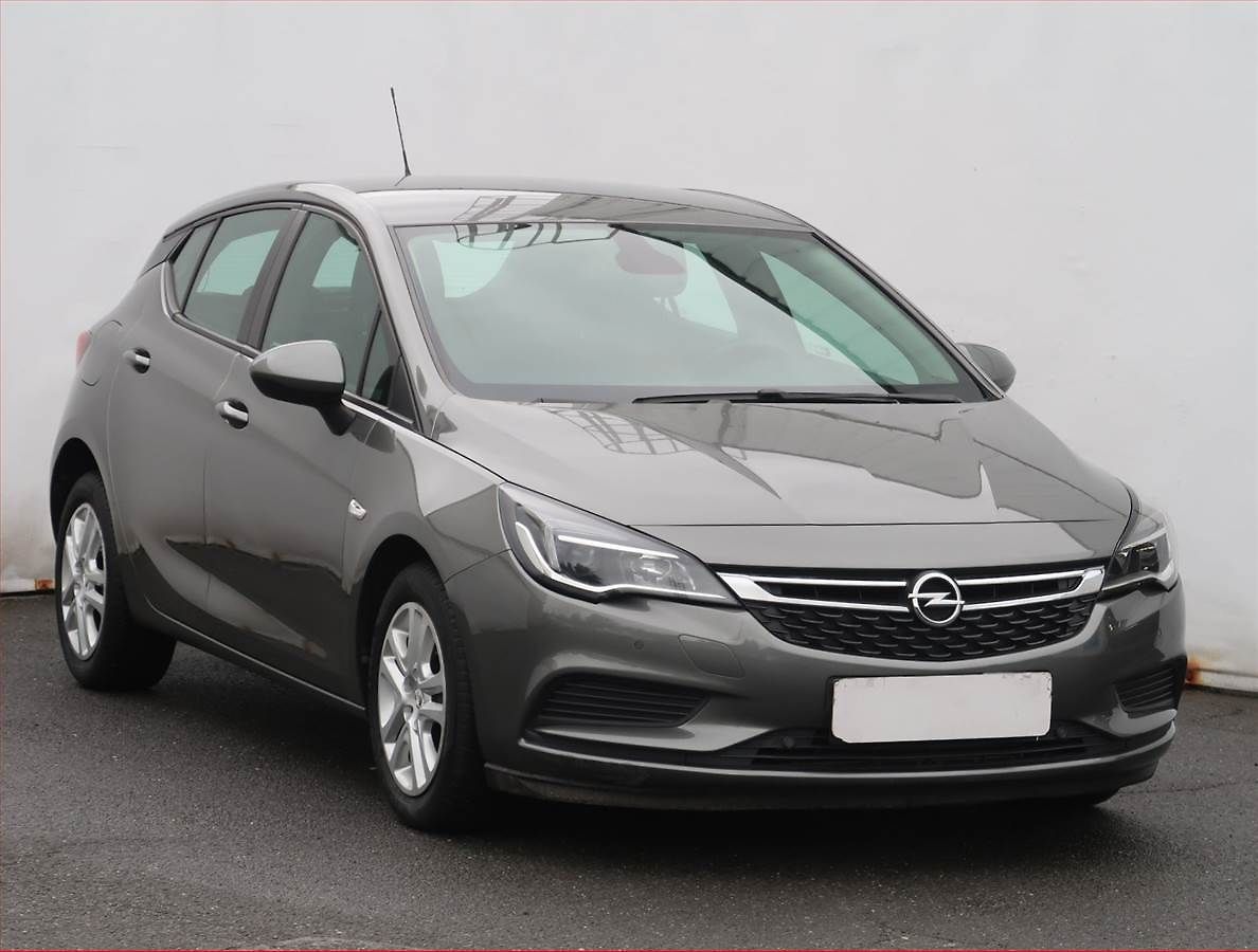 Opel Astra 1.6 CDTI, Serv.kniha, Tempomat