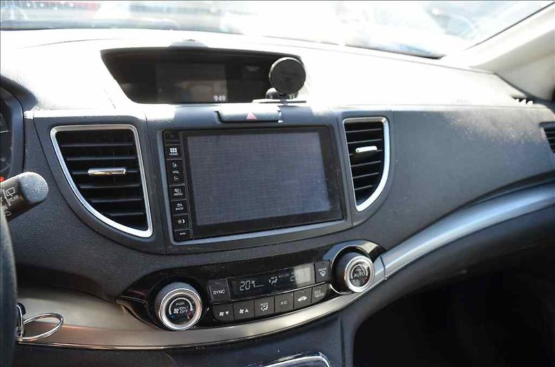 Honda CR-V (2015) 1,6 D - fotka 18 z 26