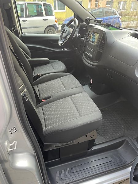 Mercedes-Benz Vito (2022) Tourer 116 XL PRO 9 mist - fotka 8 z 10