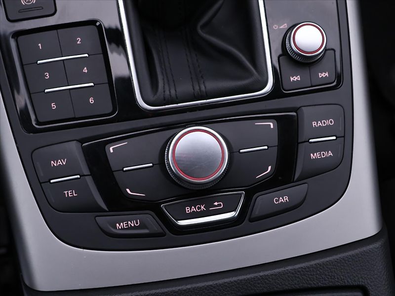Audi A6 Allroad 3,0 TDI, 150 kW Quattro - fotka 23 z 33