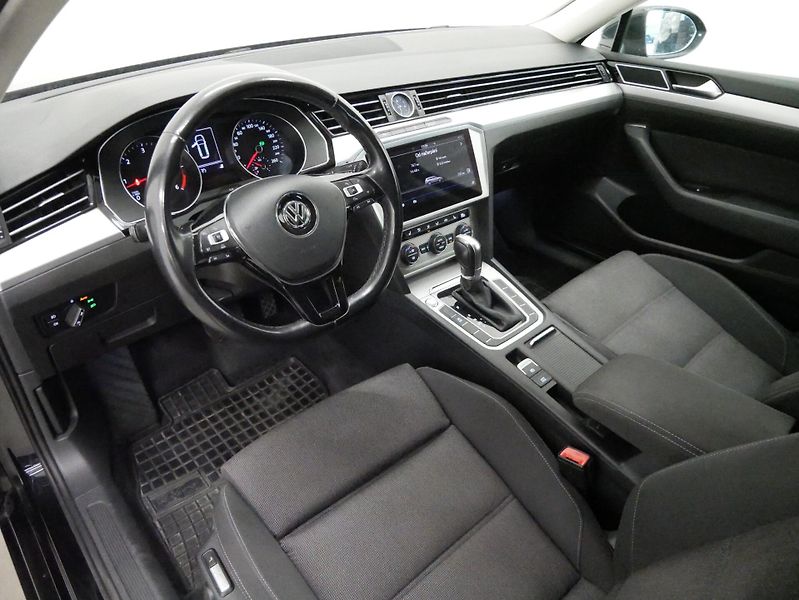 Volkswagen Passat - fotka 5 z 6