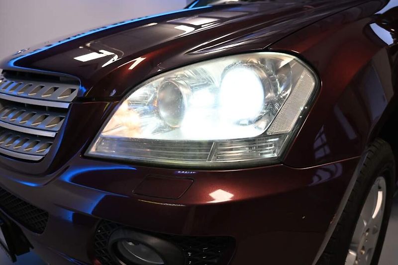 Mercedes-Benz Třídy M (2008) 3.0 4MATIC 7G-TRONIC XENON Vzd - fotka 26 z 33