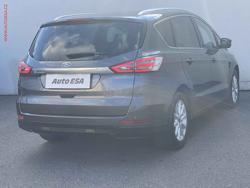 Ford S-MAX (2017) 1.5EB, ČR, LED, navi, park - fotka 4 z 18