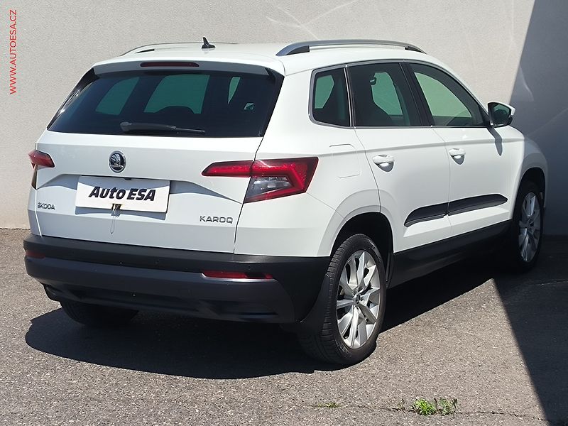 Škoda Karoq (2018) 1.5TSi, ČR, DSG, navi - fotka 4 z 27