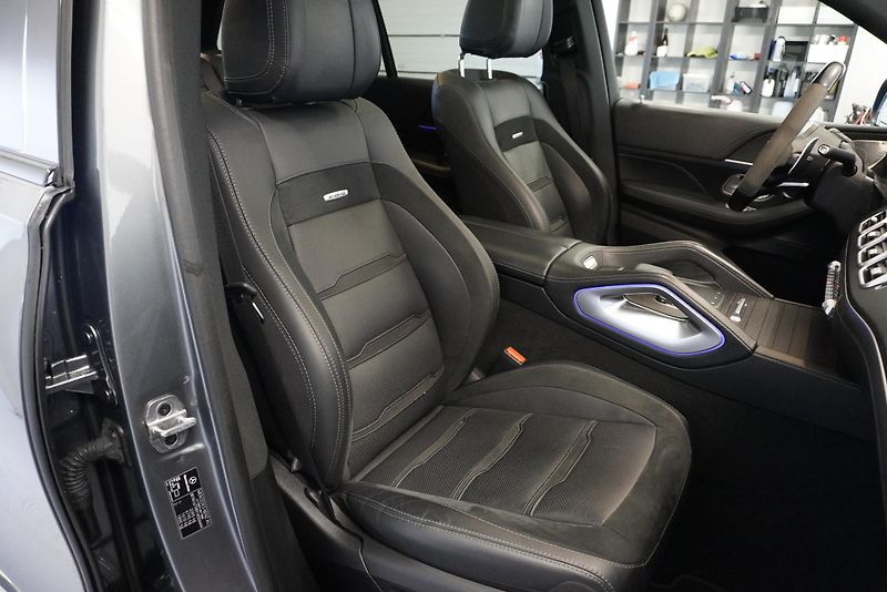 Mercedes-Benz GLS 63 AMG FULL OPTIONS - fotka 37 z 50