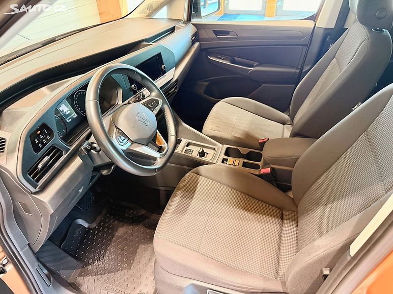 Volkswagen Caddy 1.5 TSi DSG California - fotka 20 z 32