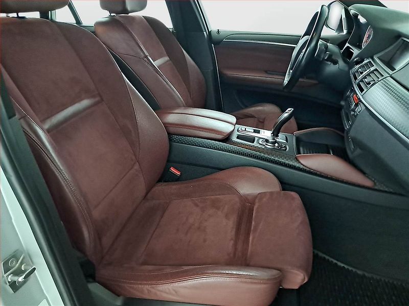 BMW X6 (2010) xDrive30d, 4X4, Automat, Kůže - fotka 9 z 20