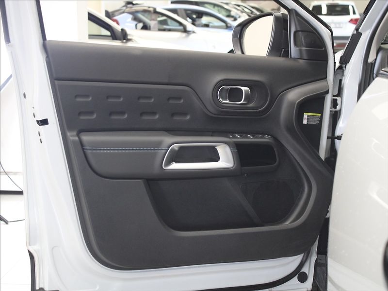 Citroën C5 Aircross 1,5 HDi 96kW AT Max. ČR - fotka 18 z 26