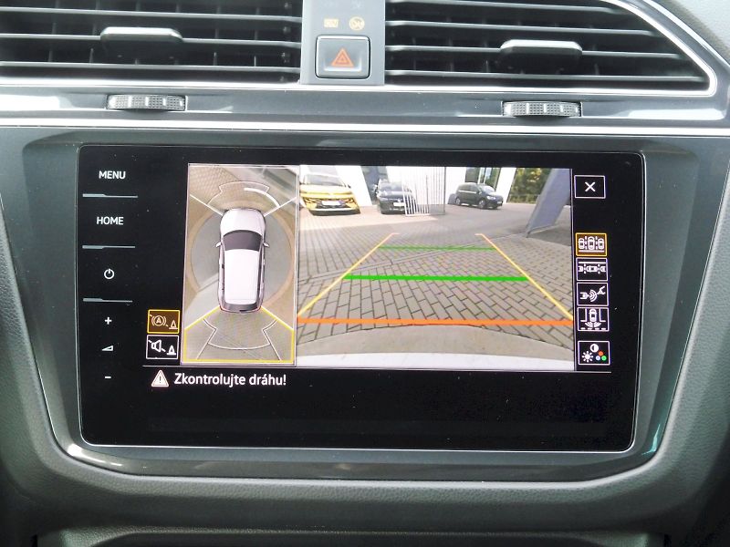 Volkswagen Tiguan (2018) Highline 2,0 TDI 140kW DSG 4MO - fotka 12 z 28