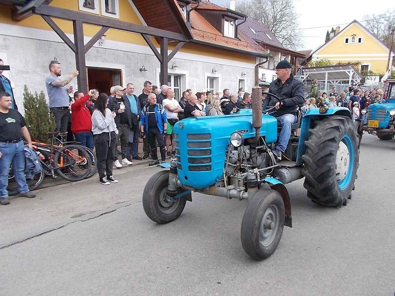 Ze srazu historických traktorů Zetor v Nahorubech.