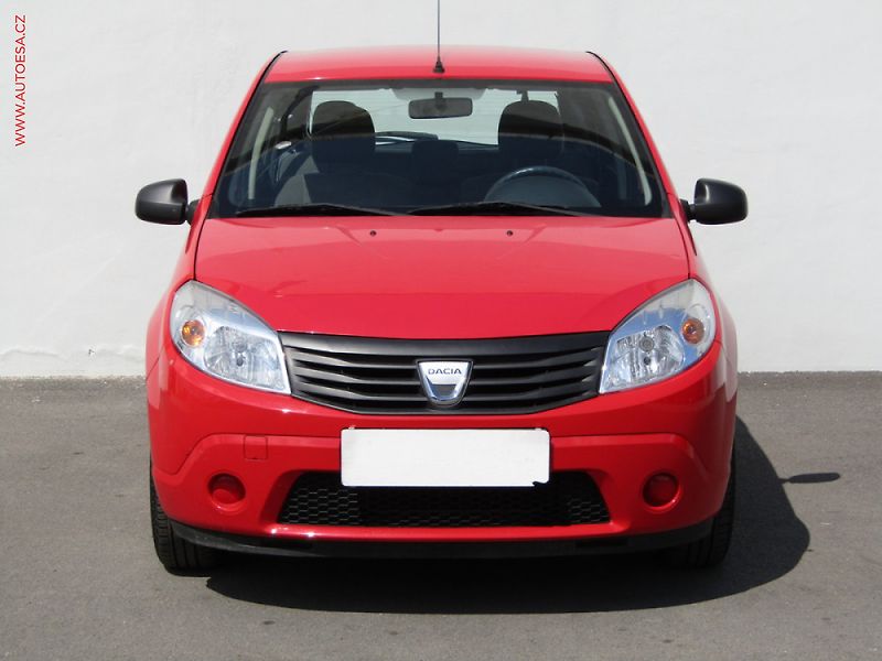 Dacia Sandero (2010) 1.4i, 1.maj,ČR, Klima - fotka 2 z 3