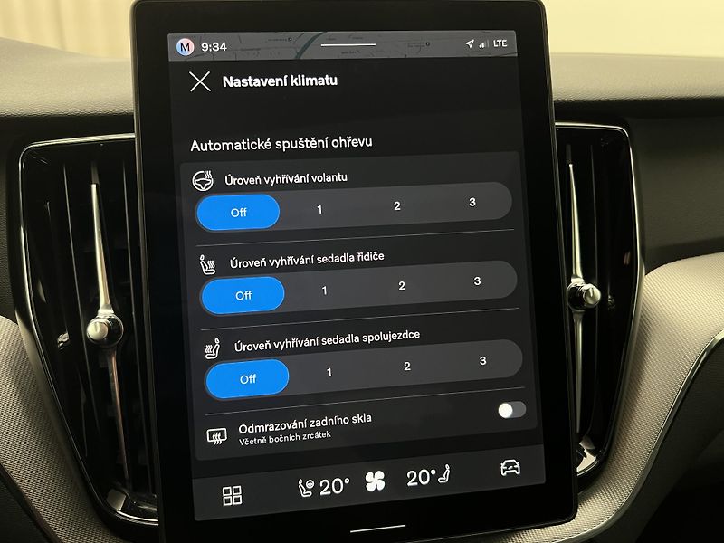 Volvo XC60 B5 AWD BLACK EDITION PLUS AUT  - fotka 33 z 46