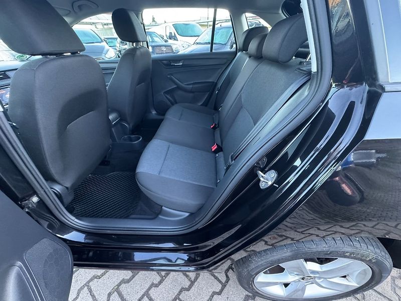 Škoda Rapid (2018) 1,0 TSI 70 KW NOVÉ BRZDY STK - fotka 29 z 42