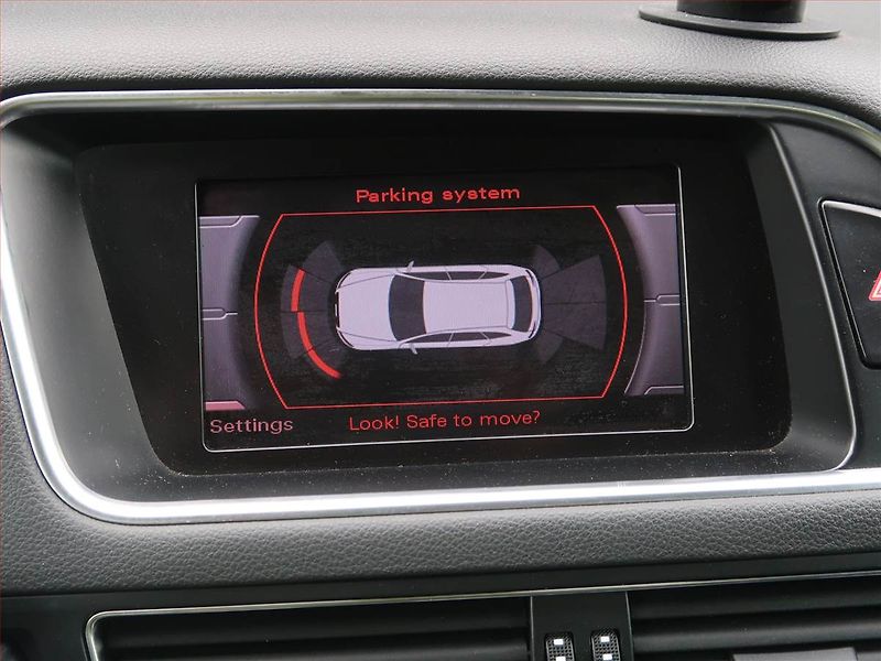 Audi Q5 (2009) 2.0 TFSI, 4X4, Automat - fotka 16 z 17