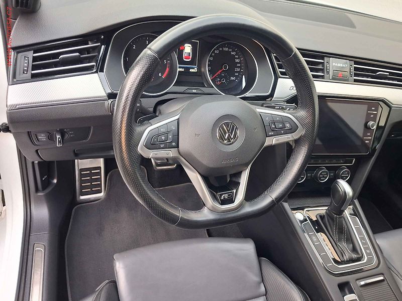 Volkswagen Passat (2020) 2.0TDi, ČR, DSG, LED, kamera - fotka 13 z 19