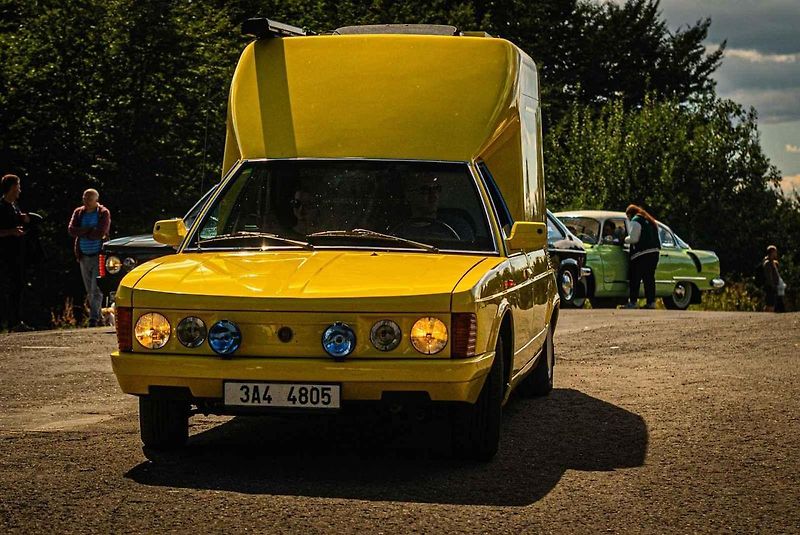 V sobotu 3. září se uskutečnilo v Kopřivnici mezinárodní Tatra Veterán Rallye Beskydy na počest Monsieur Dakar Karla Lopraise.