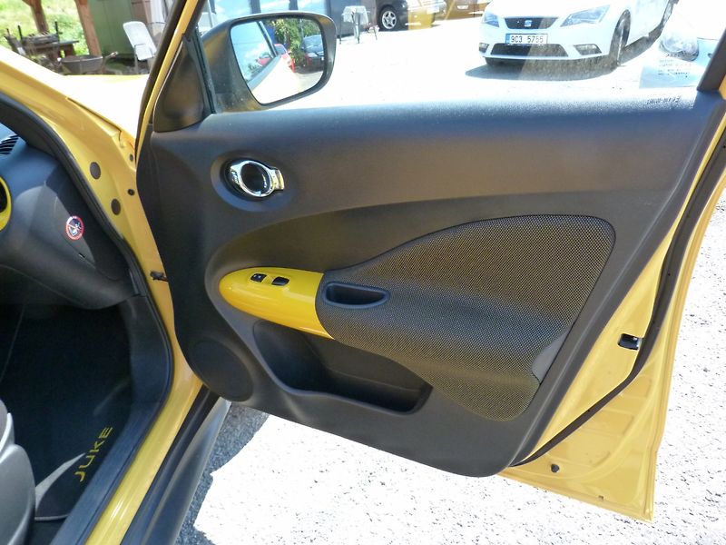 Nissan Juke 1.6 Dig-T 140 kw - fotka 17 z 20