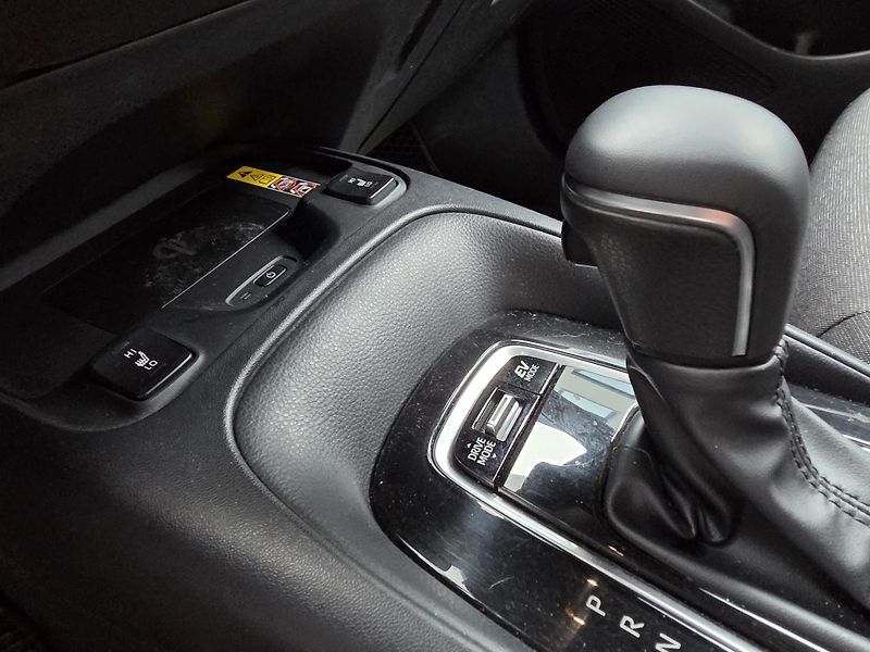Toyota Corolla 1.8-AUTOMAT-HYBRID - fotka 14 z 14