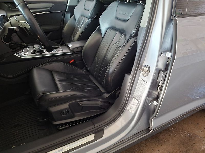 Audi A6 Allroad (2021) 50TDI 210kW 8A QUATTRO - fotka 28 z 47