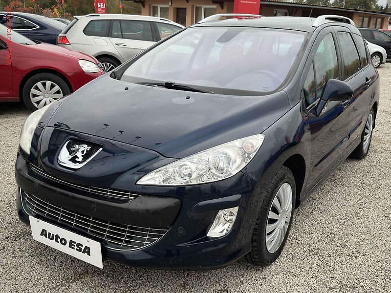 Peugeot 308 (2009) 2.0HDi 7míst, STK8/28, panor. - fotka 3 z 22
