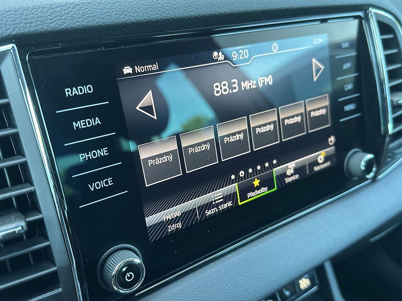Škoda Karoq (2021) 2.0 TDI 4x4 DSG Scoutline - fotka 14 z 40