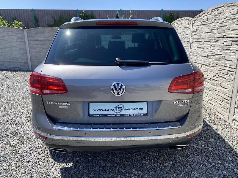 Volkswagen Touareg 3.0TDi 4x4 FL 2017 ELEGANCE 1A - fotka 4 z 176