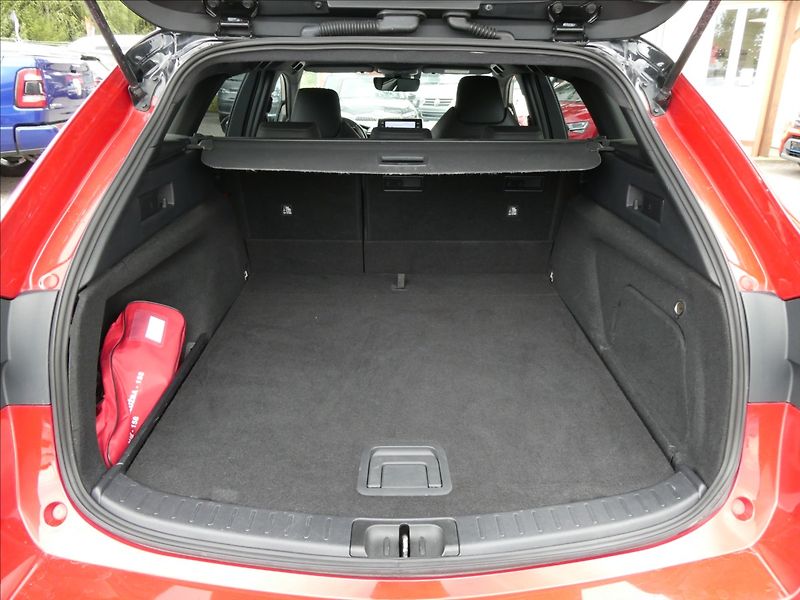 Toyota Corolla 2,0 Hybrid e-CVT GR Sport 112k - fotka 25 z 44
