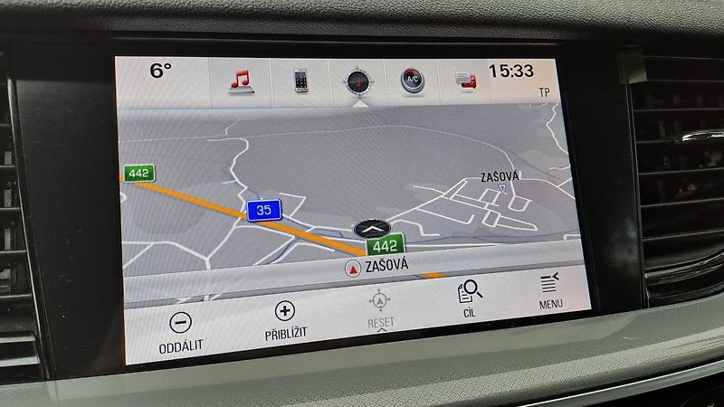 Opel Insignia 1.6 ST EcoTEC BusinessNAVI - fotka 27 z 30