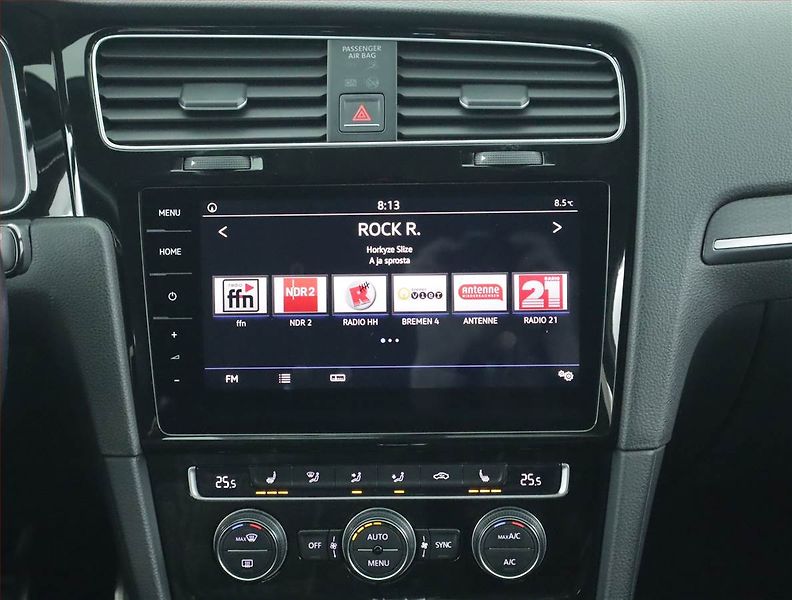 Volkswagen Golf (2017) 2.0 TDI GTD, Automat - fotka 12 z 25