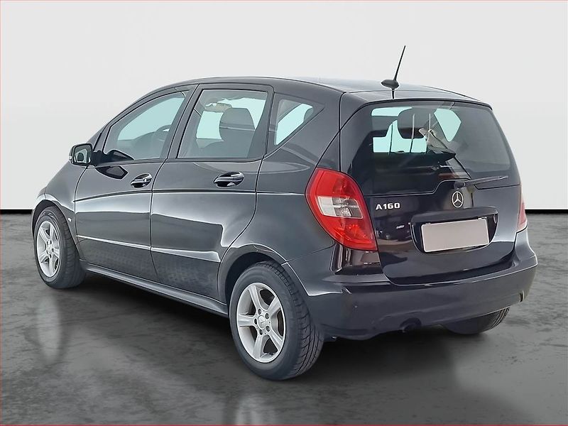 Mercedes-Benz Třídy A (2011) A 160 - fotka 4 z 14