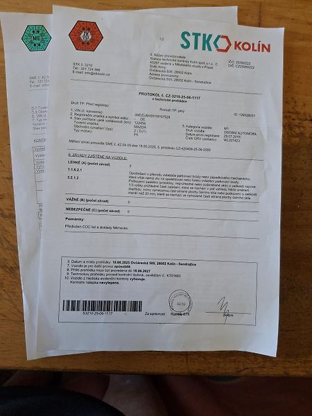 Mazda 2 1.5 benzin  - fotka 41 z 41