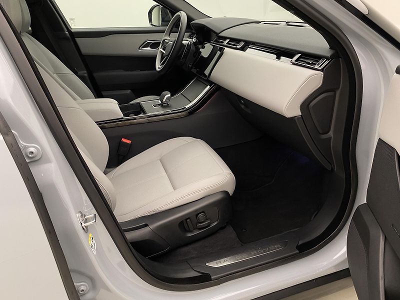 Land Rover Range Rover Velar D300 DYNAMIC SE AWD AUT CZ - fotka 23 z 50