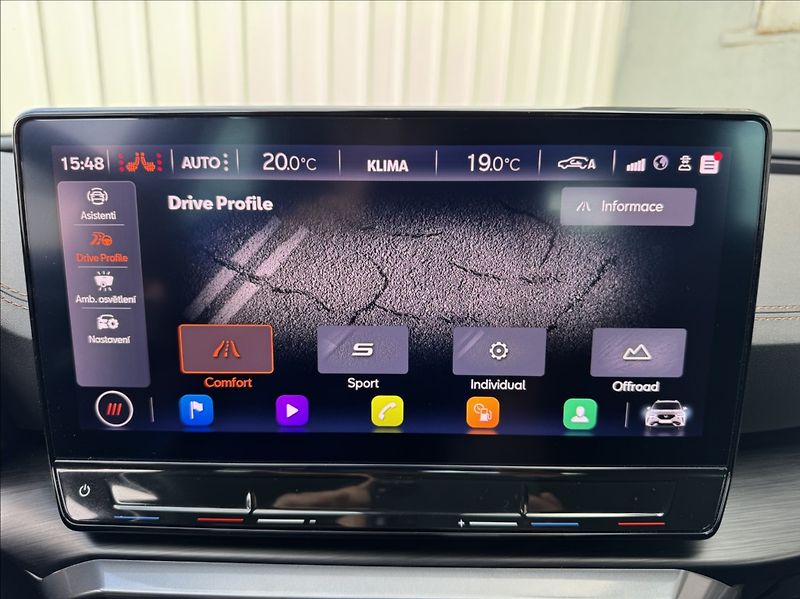 Cupra Formentor 2,0 TSI 140kW DSG 4Drive ČR - fotka 39 z 50