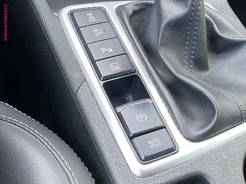 Kia Sportage (2019) 1.6 CRDi 4WD, Spirit, LED - fotka 14 z 17