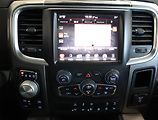 Dodge RAM (2018) 5.7 V8 HEMI - náhled 16
